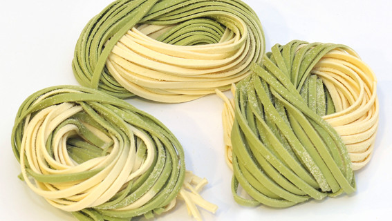 Tagliolini Paglia e Fieno